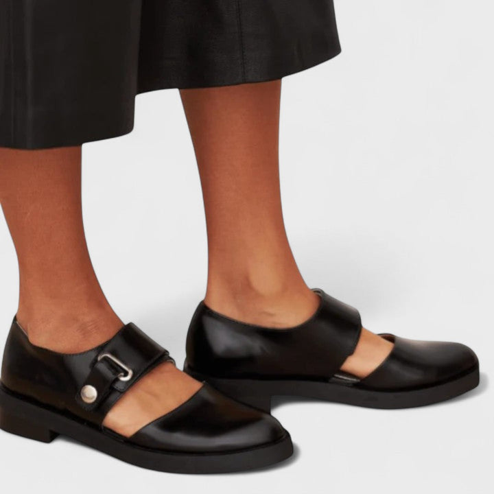 Liana - Elegáns Retro Cipők