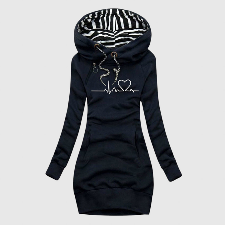 Kristina - Pulóverruha szív mintával