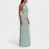 Hosszú ruha nyakkendővel és selyem hatással