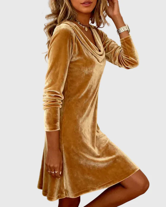 Zsófia - Laza Fazonú Velúr Ruha