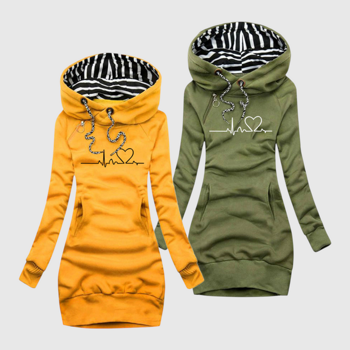 Kristina - Pulóverruha szív mintával