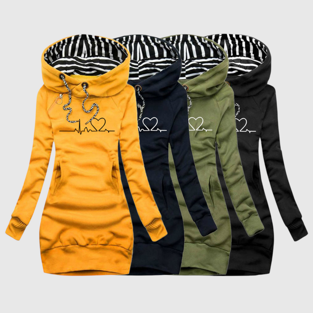 Kristina - Pulóverruha szív mintával