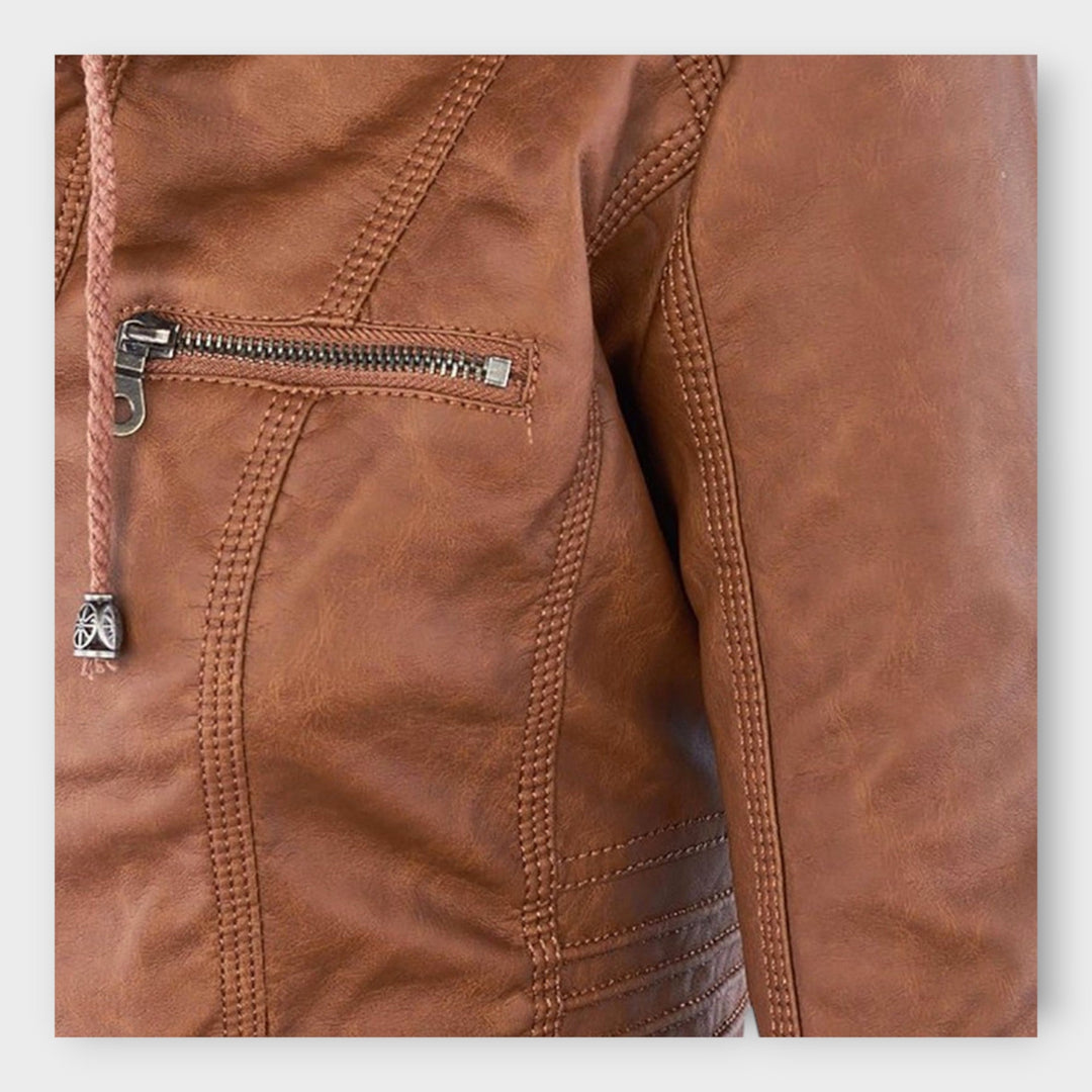 Modern bőrkabát kapucnival és időtlen dizájnnal