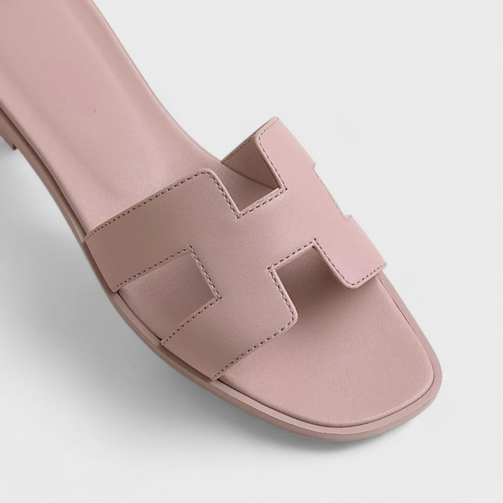 Ludmila - Modern Luxus Szandálok