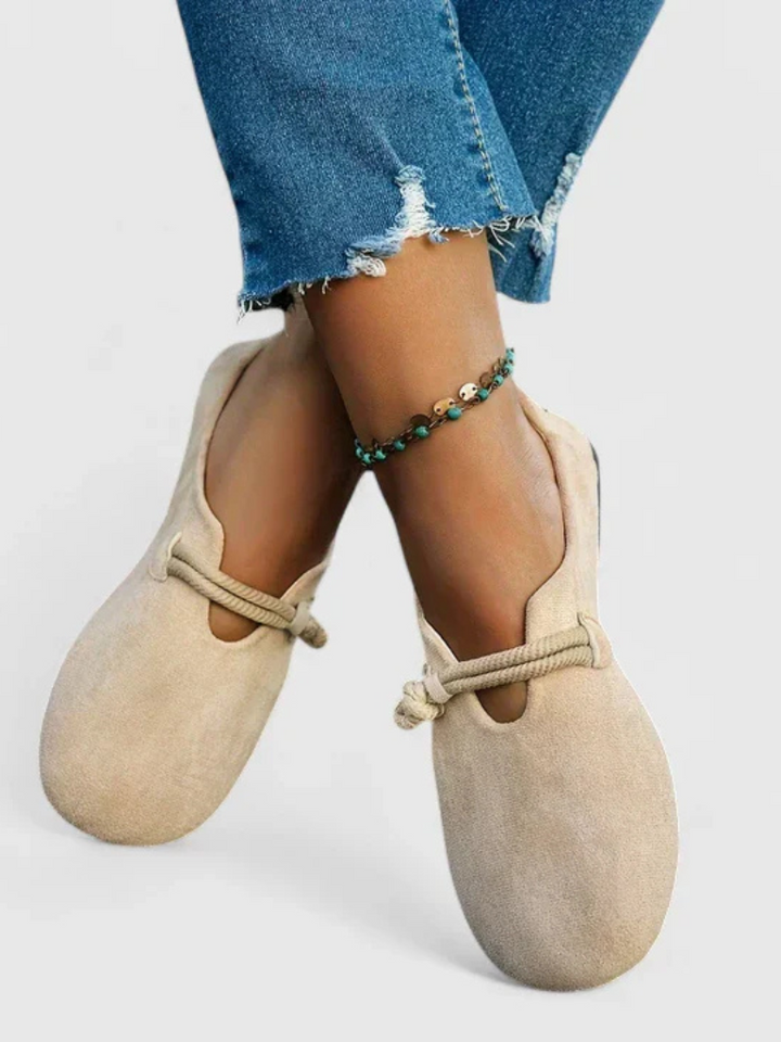 AVELISSE KÉNYELMI CIPŐK