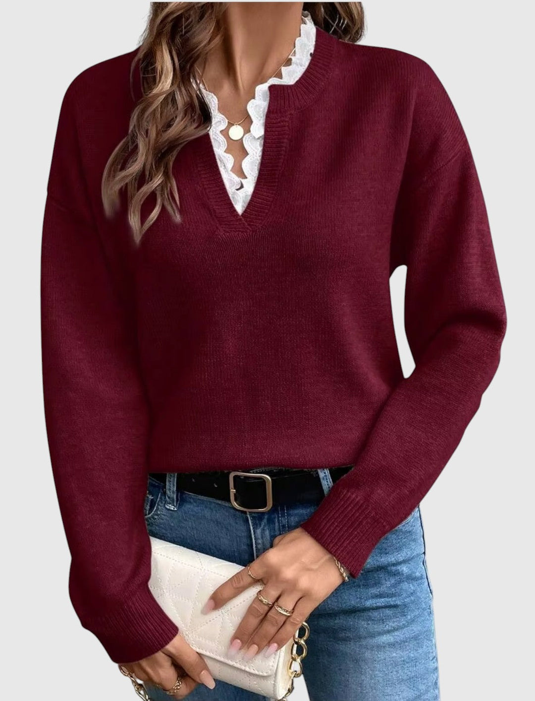 Karolina – Prémium pulóver V-nyakú csipkével