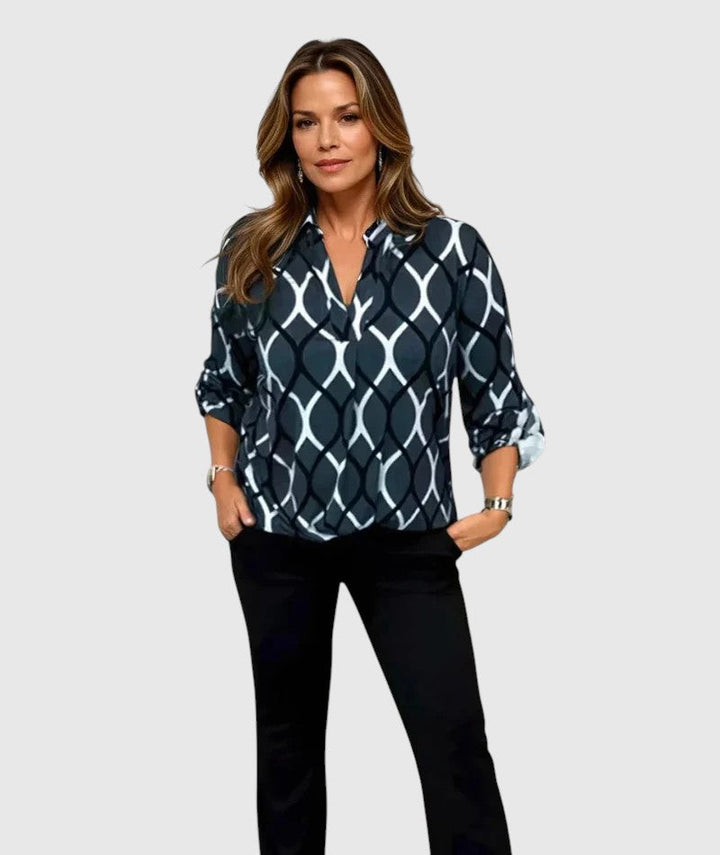 Noor – Grafikus mintás blúz